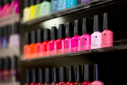 CND Shellac